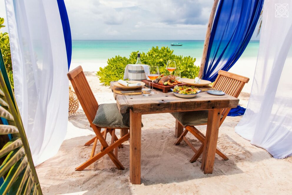 LUNCH ON THE BEACH